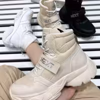 نیم ساق جذاب