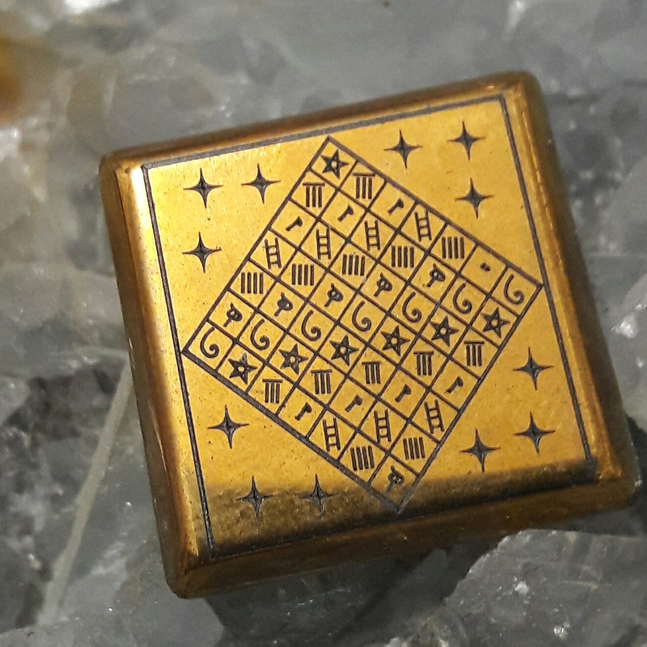 نگین  حدید طلا کوب حرز شرف 7 جلاله اعظم بسیار ناب