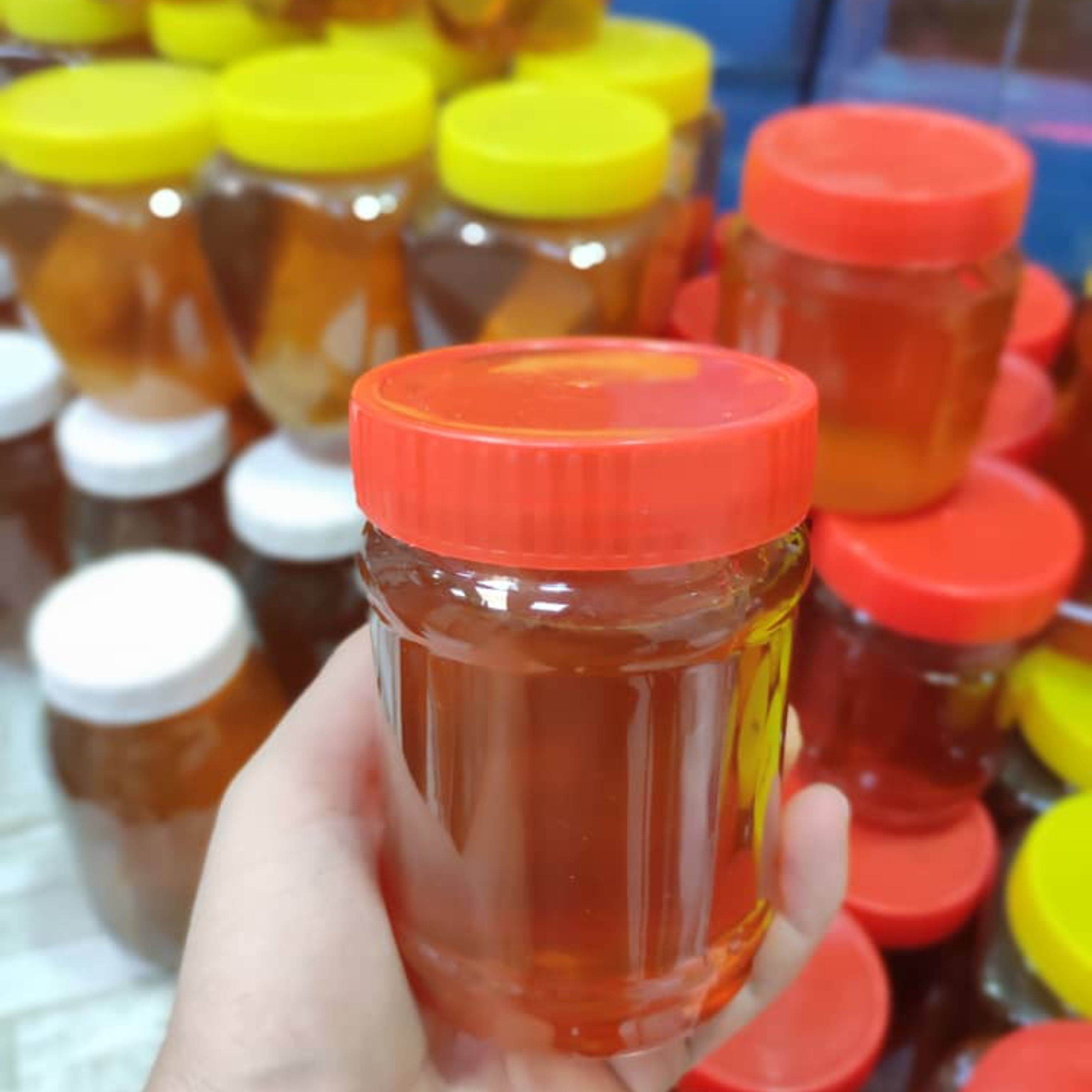 عسل گون نیم کیلویی