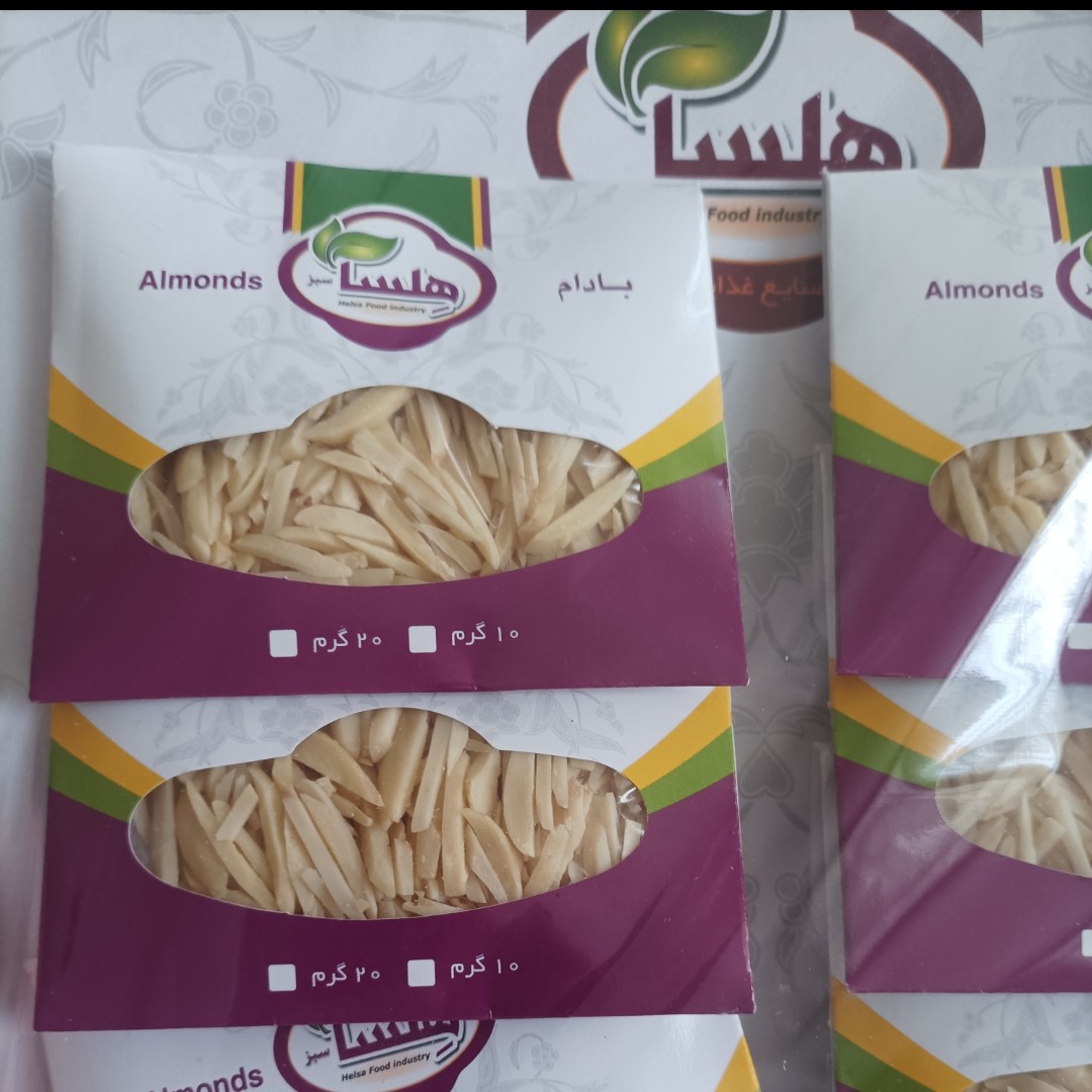 ارسال رایگان  4بسته خلال بادام درجه یک 20گرم هلسا
