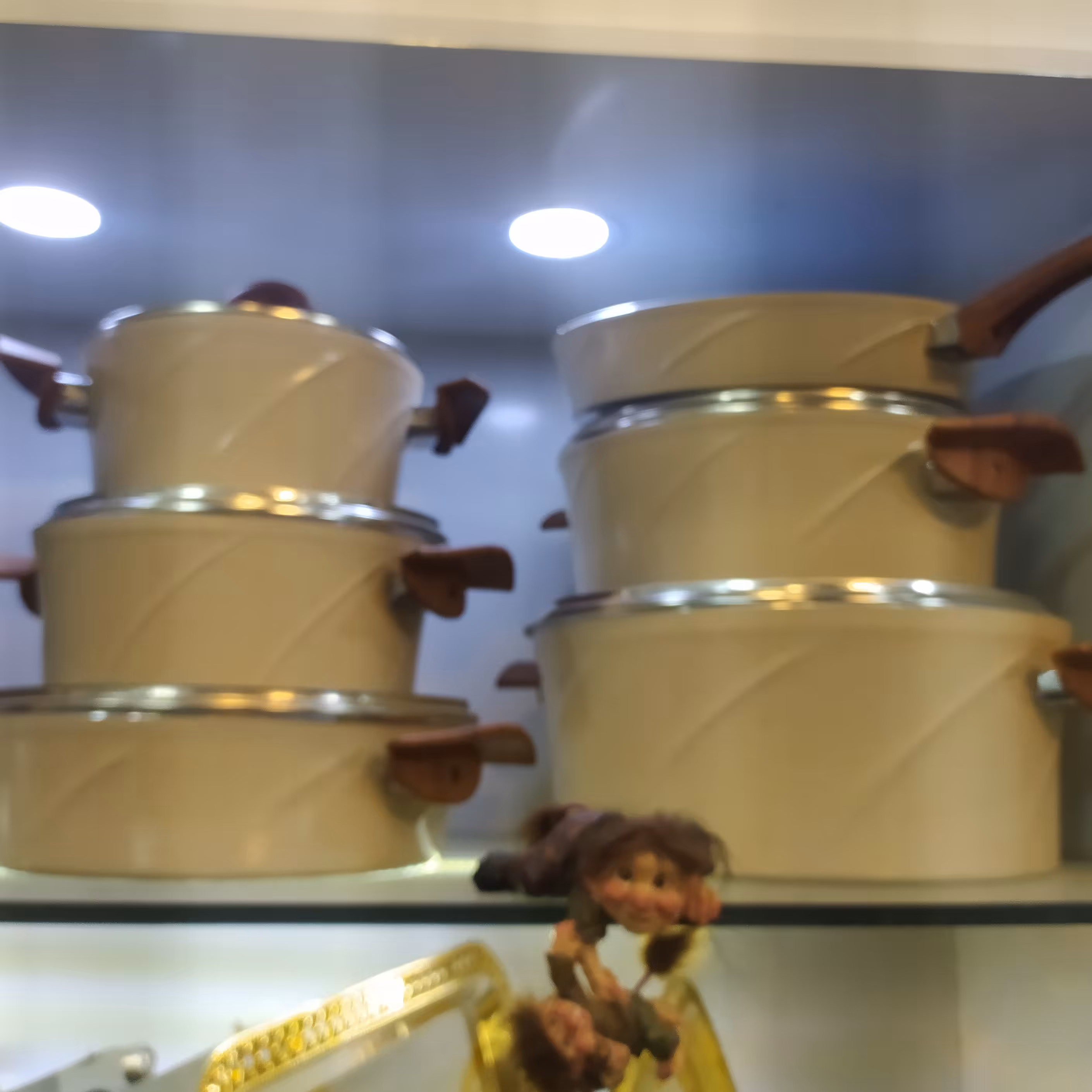 سرویس قابلمه  تمام گرانیت 13پارچه Bizim.   آلمانی اصل