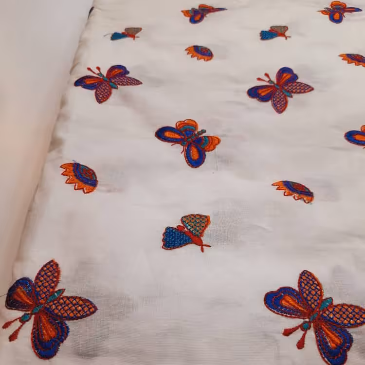 پارچه لنین خامه دوزی پروانه ای سفید مشکی کرم