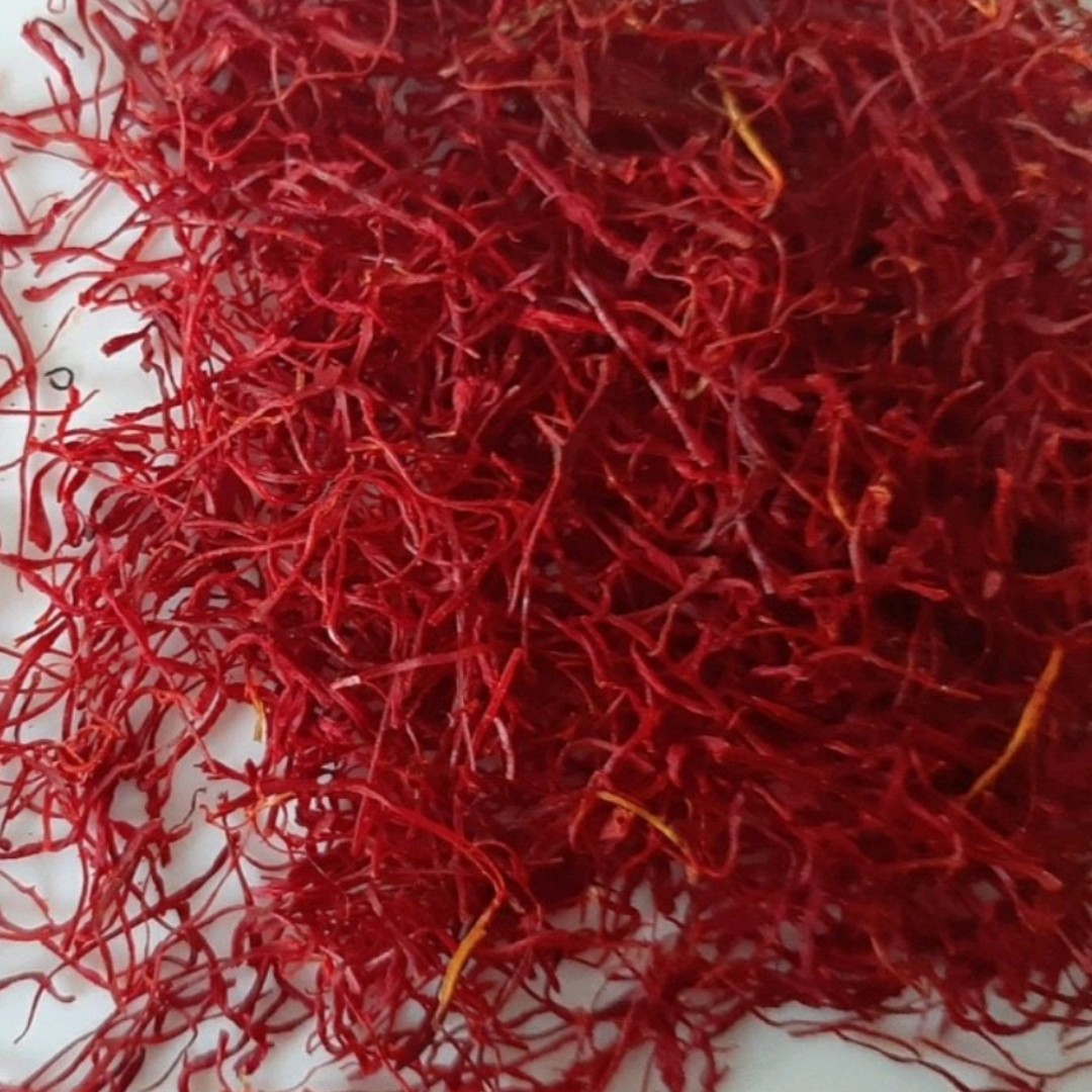 زعفران شکسته سایز درشت قائنات (10پاکت زعفران یک مثقالی) معادل 45 گرم زعفران مرغوب شکسته زعفران سرگل با ضمانت مرجوعی 