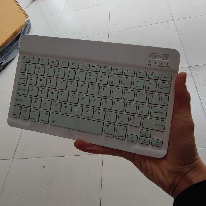 کیبورد بیسیم بلوتوثی                               