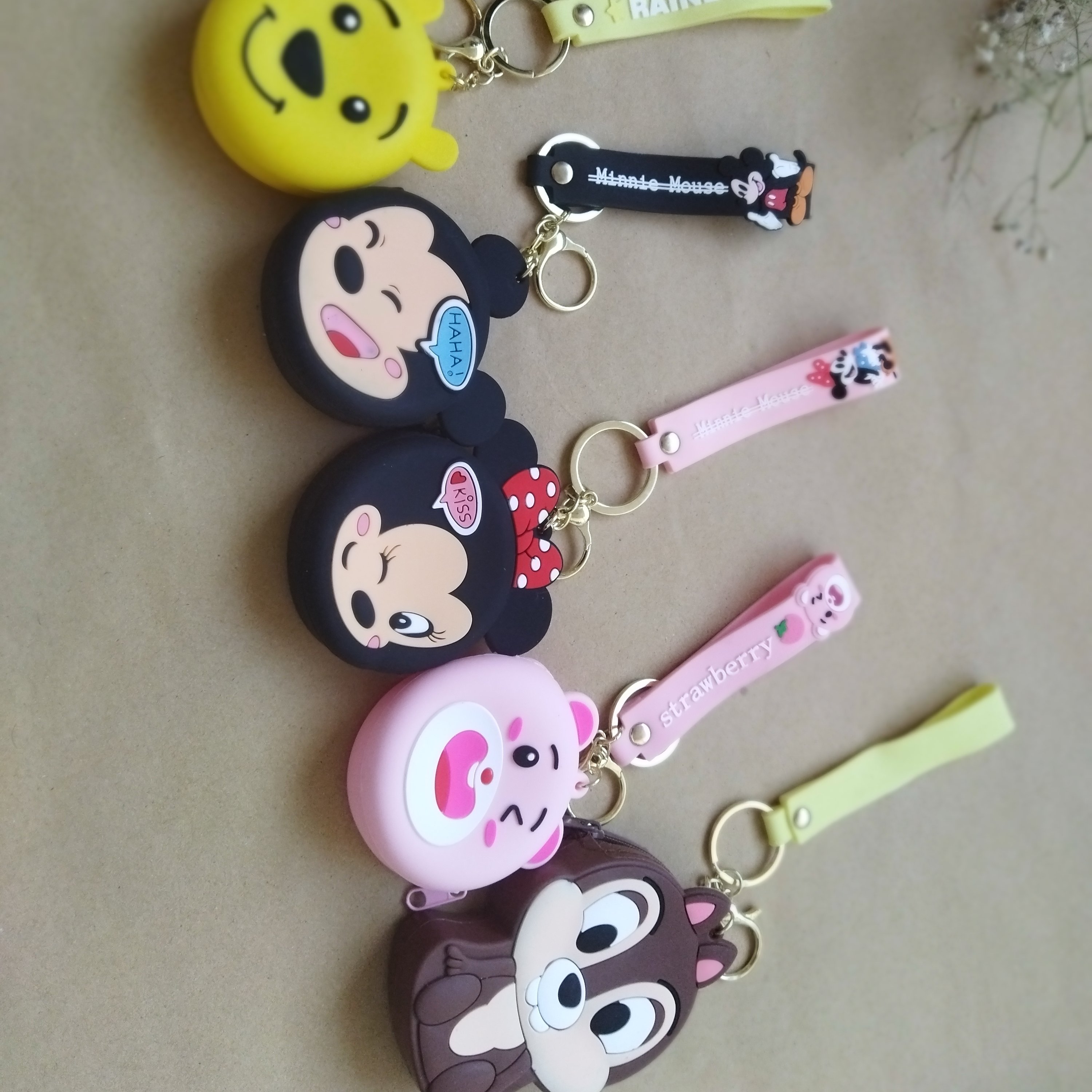 جاکلیدی سیلیکونی و جای هنذفری