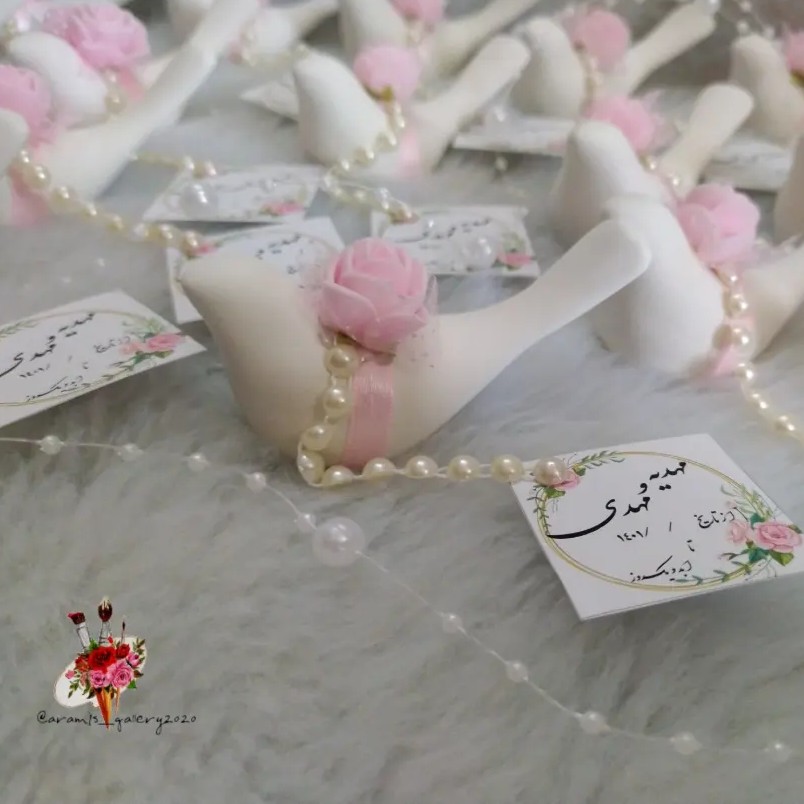 گیفت نامزدی مدل مرغ آمین 