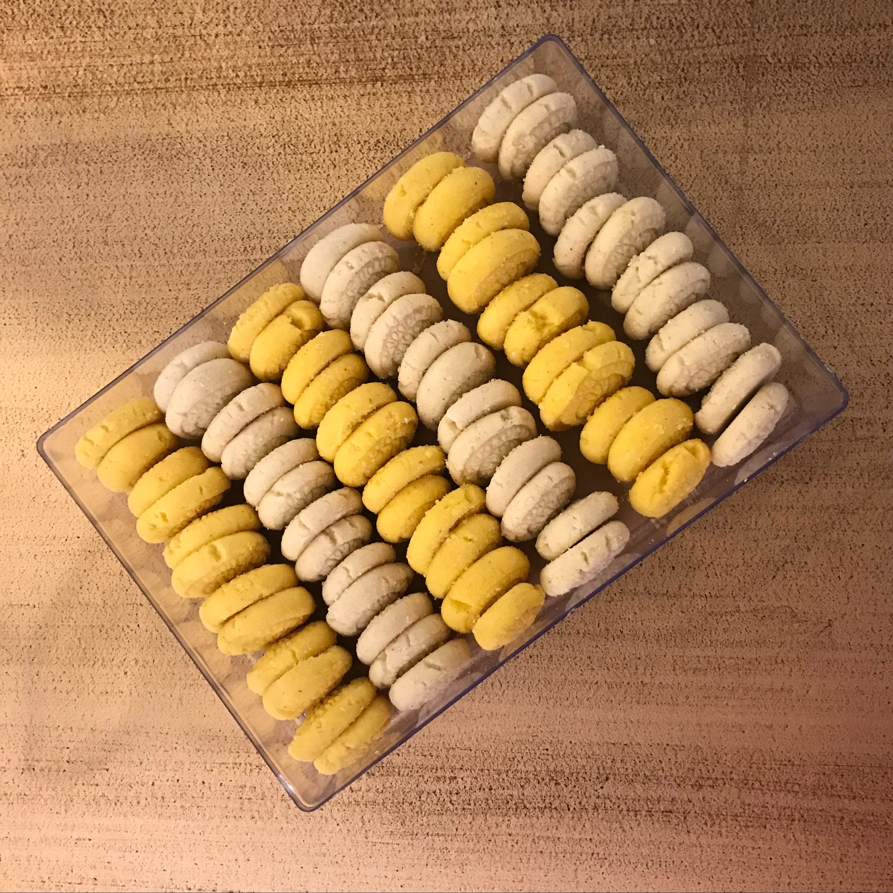 شیرینی نان برنجی مخصوص خانگی تازه (550 گرمی)