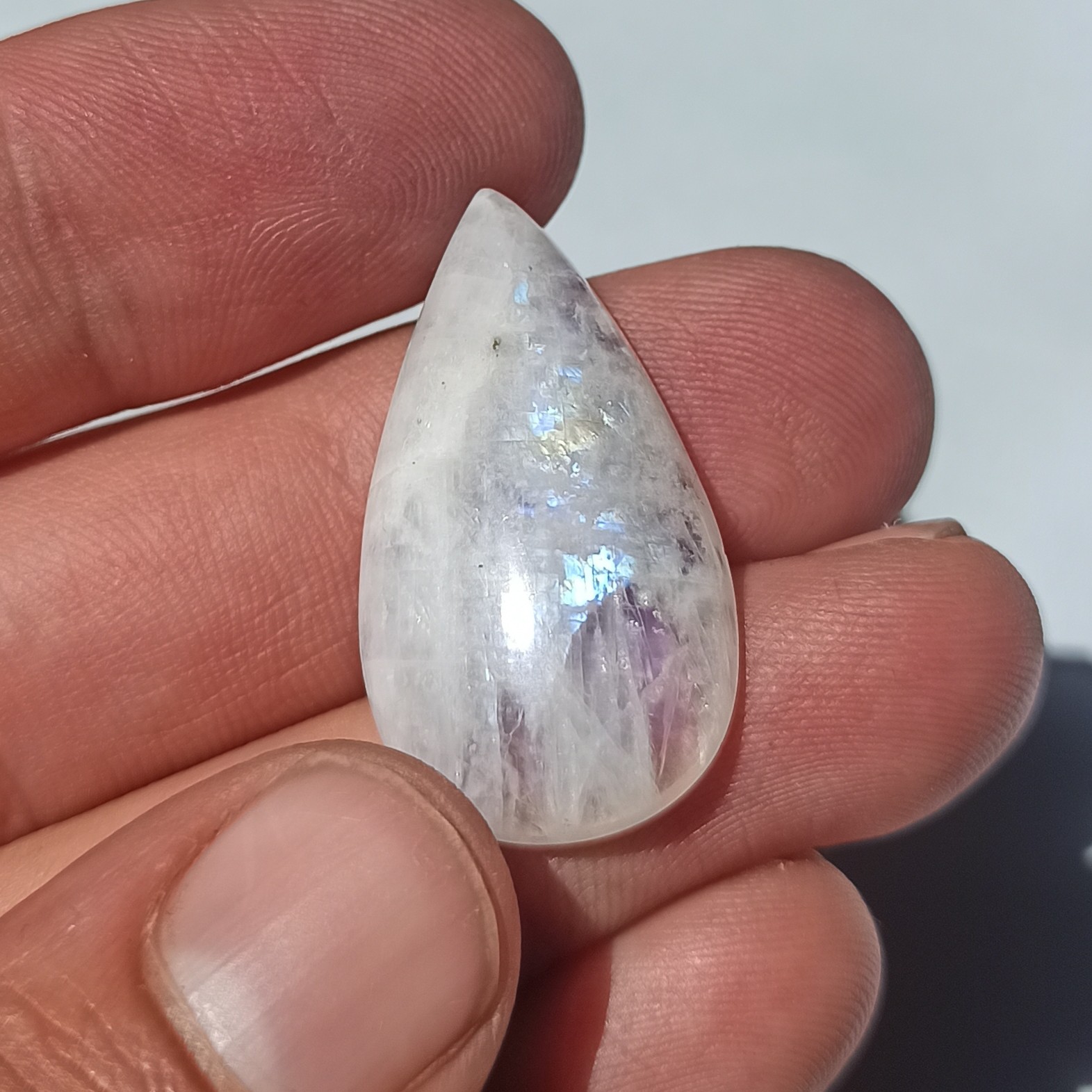 نگین سنگ لابرادوریت سفید یا مون استون رینبو کد 205