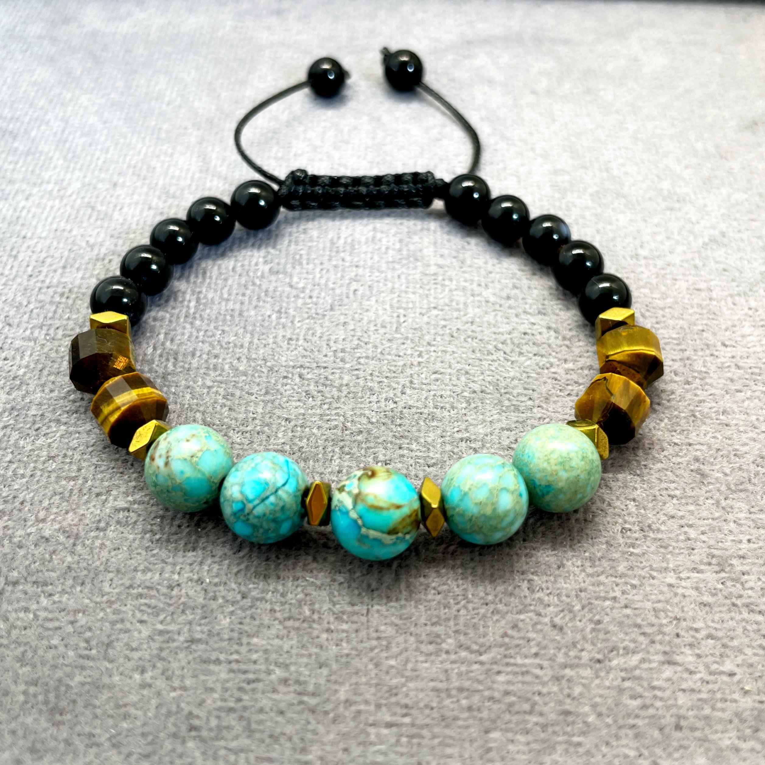 دستبند سنگ اصل مدل  اسپرت با سنگ فیروزه و چشم ببر و عقیق