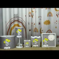 اکسسوری اتاق کودک شامل لوستر آباژور سطل زباله جادستمال کاغذی و ساعت  ام دی اف و روکش چاپ ضد اب و  طلق نسوز هیواد گالری