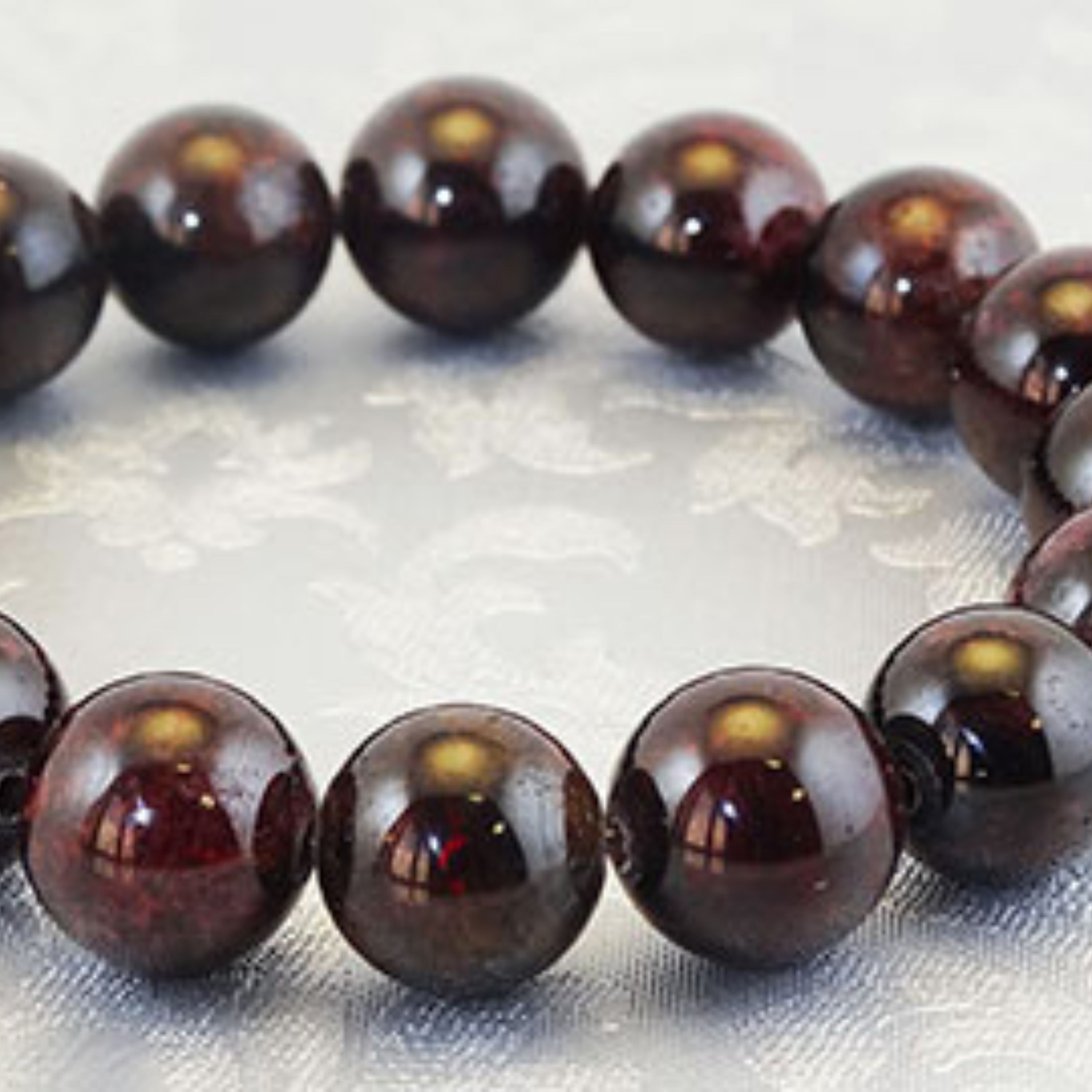 دستبند گارنت کد AF 22