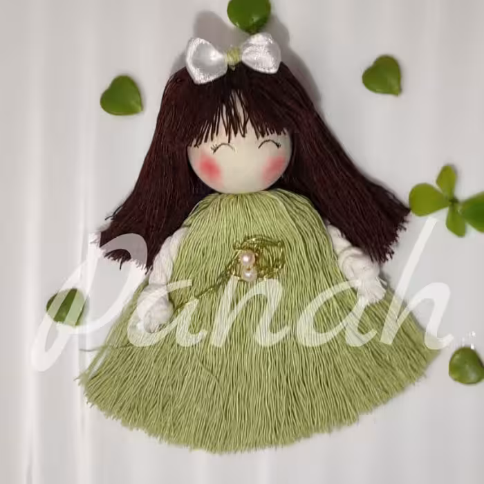 عروسک نخی سما، یک انتخاب به عنوان جاسوئیچی، آویز روی لباس، تزیین اتاق کودک و نوجوان