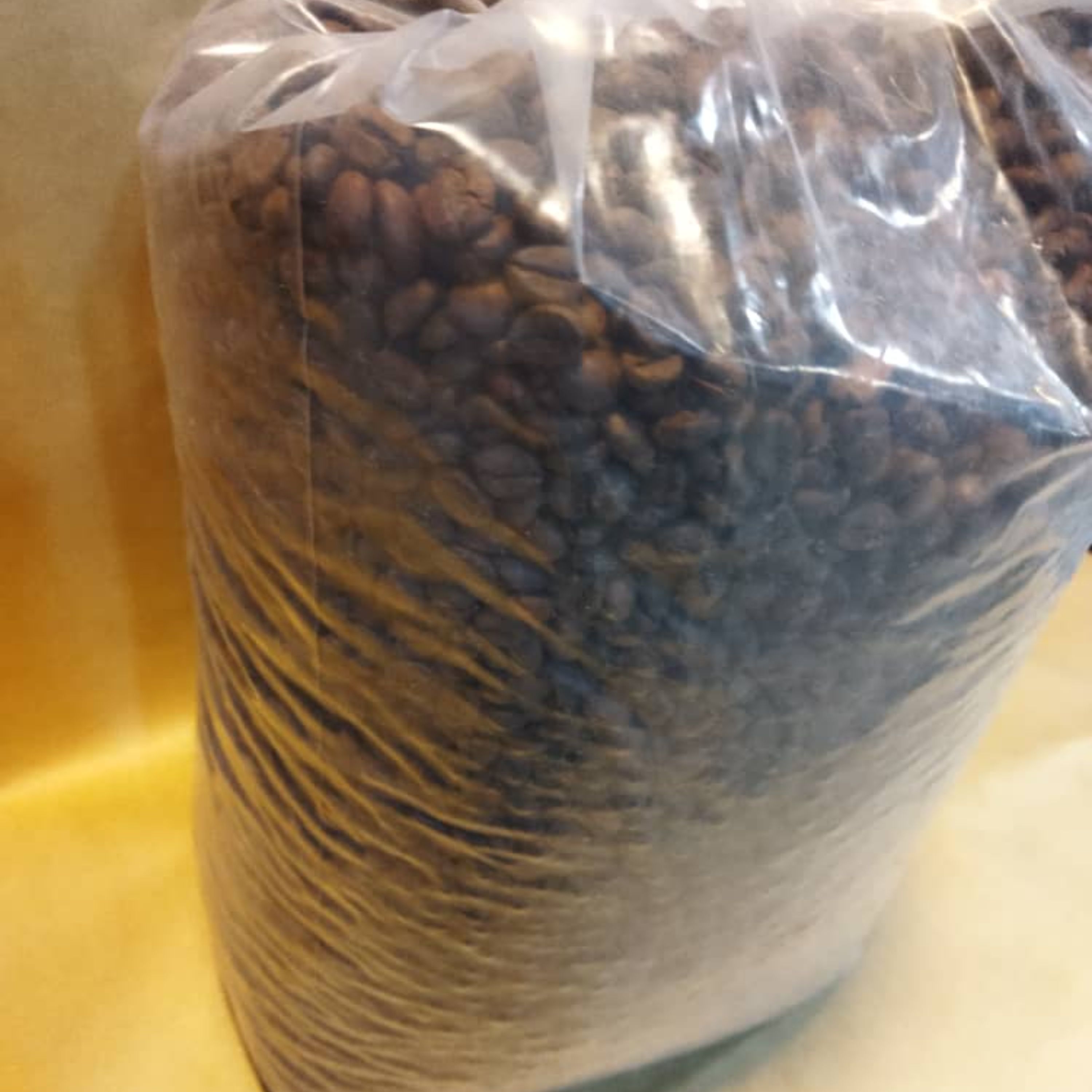 دانه قهوه چری مدیوم عمده 5 کیلویی