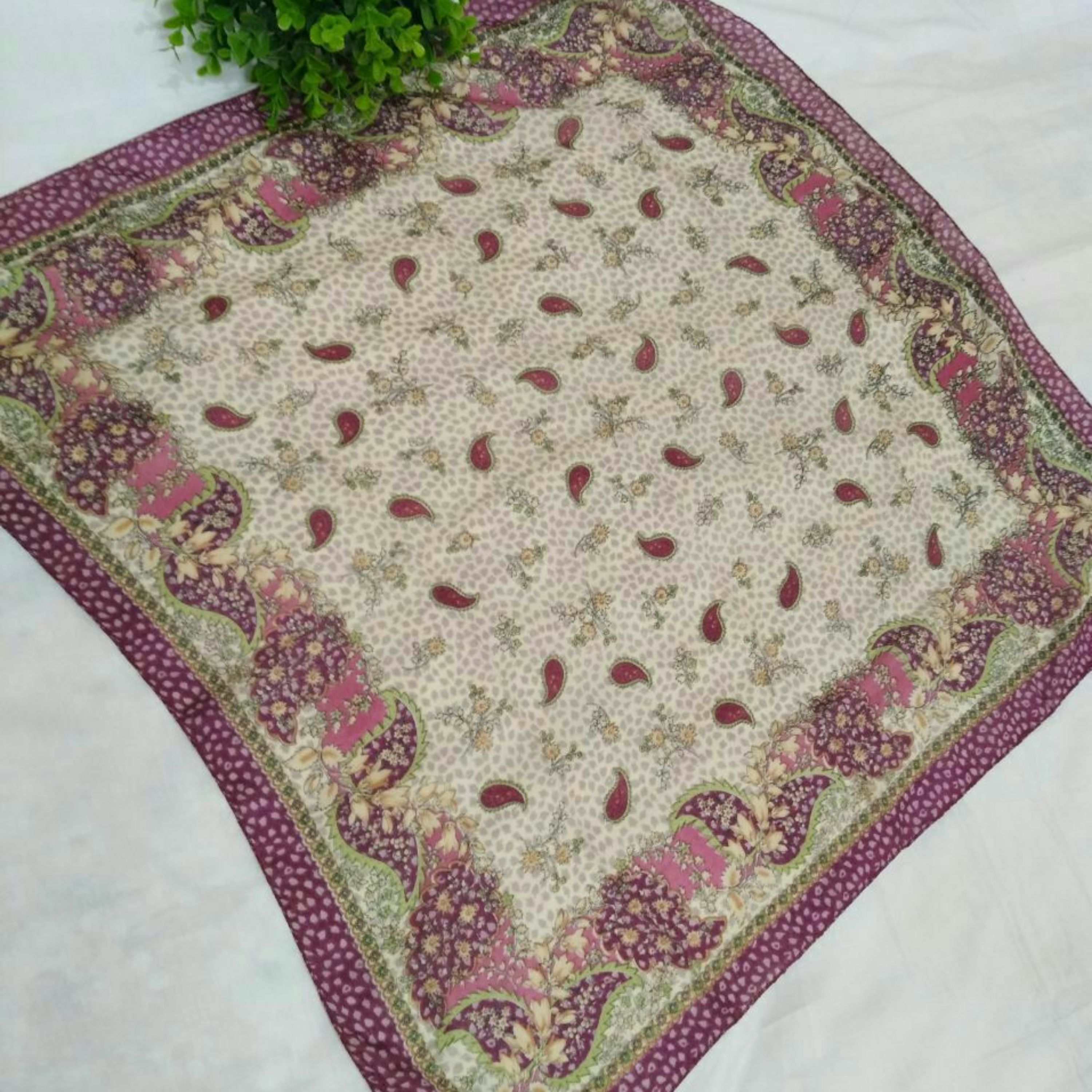 روسری تابستانه