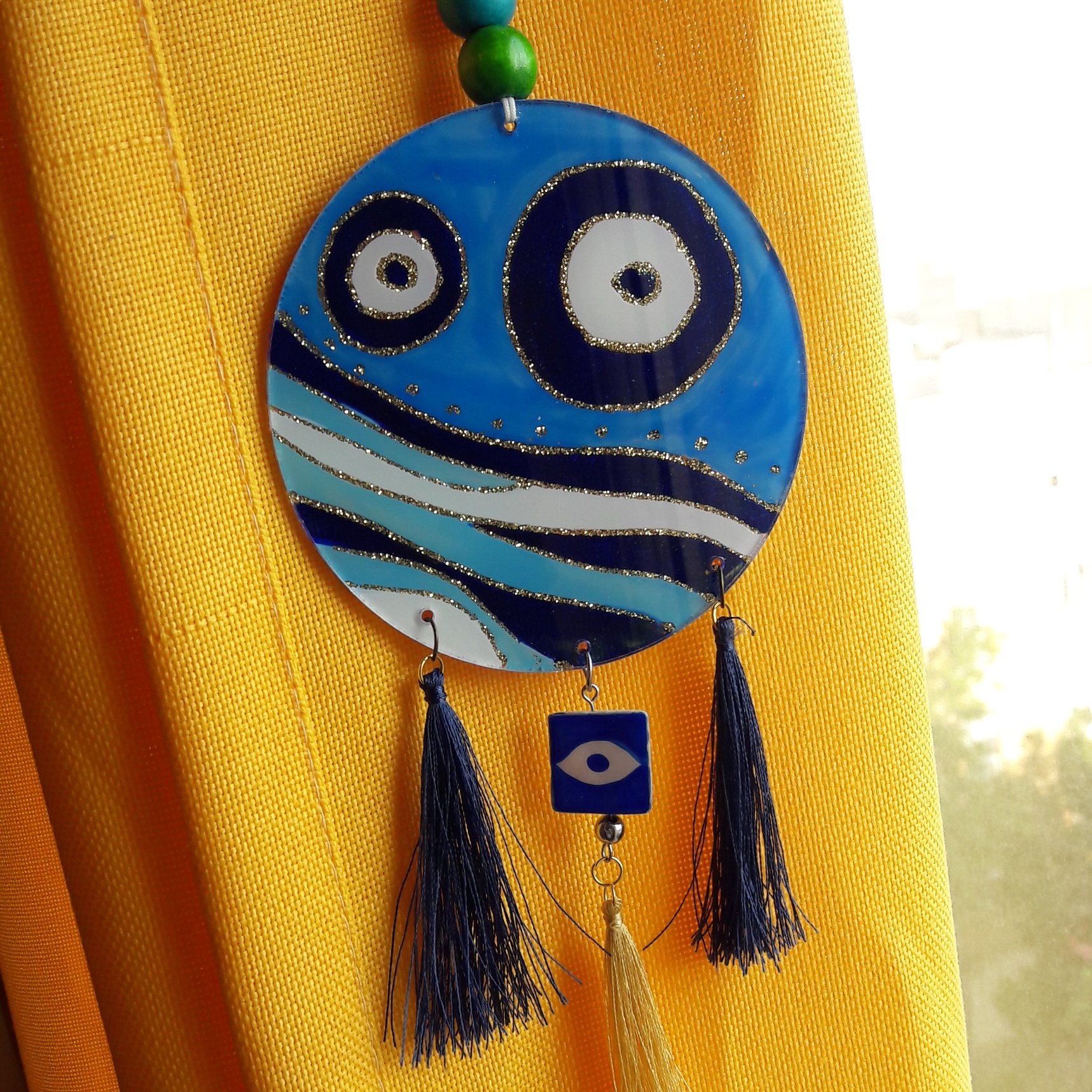 چشم نظر هنری. سبک و نشکن. قطر چشم نظر 10 سانت. ارتفاع22سانت