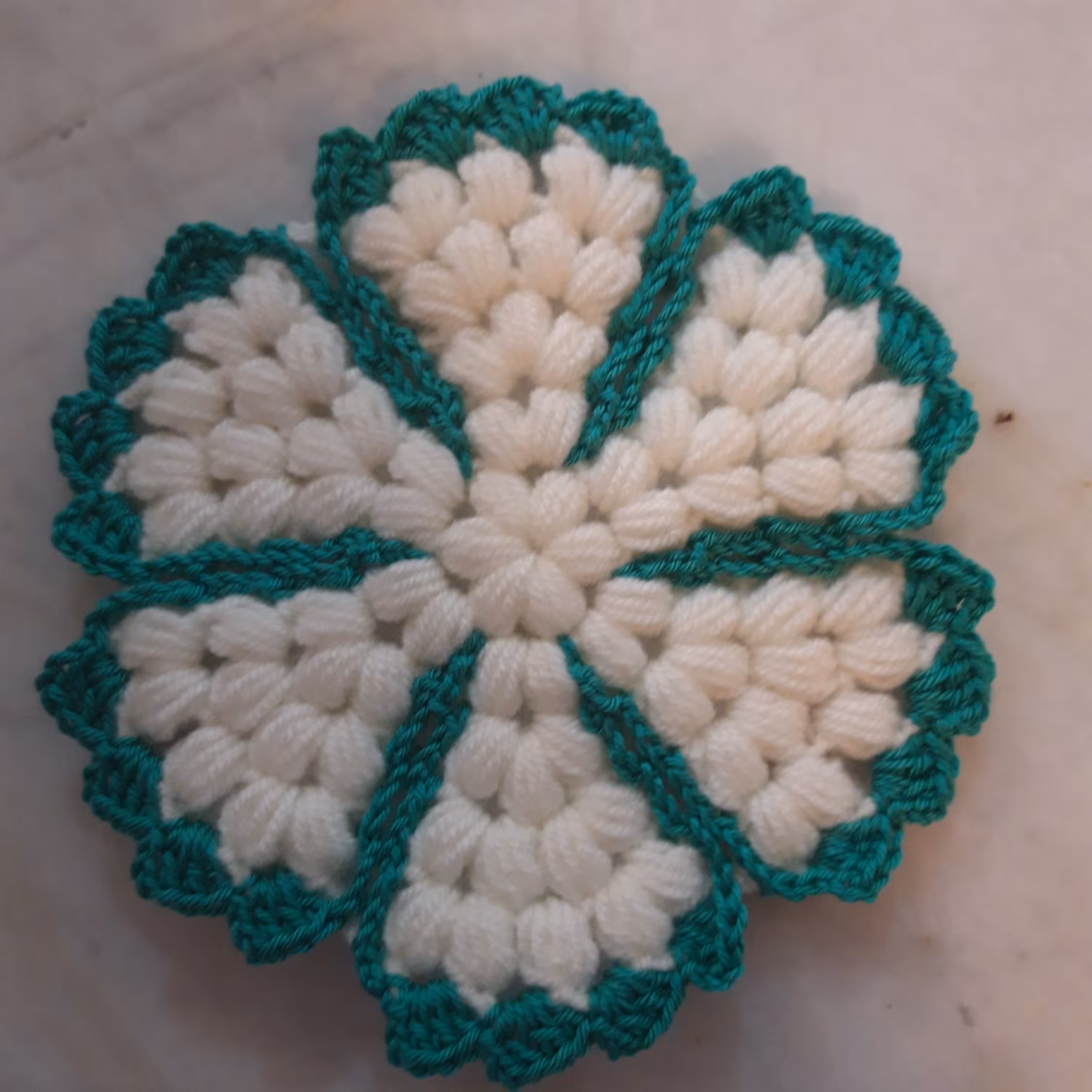 اسکاج دستبافت طرح گل