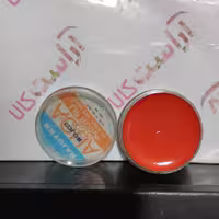 رژلب جامد آلمانی برند کریولان شماره 104مدل آکوا کالر رنگ گل اناری تیره(نارنجی،قرمز)