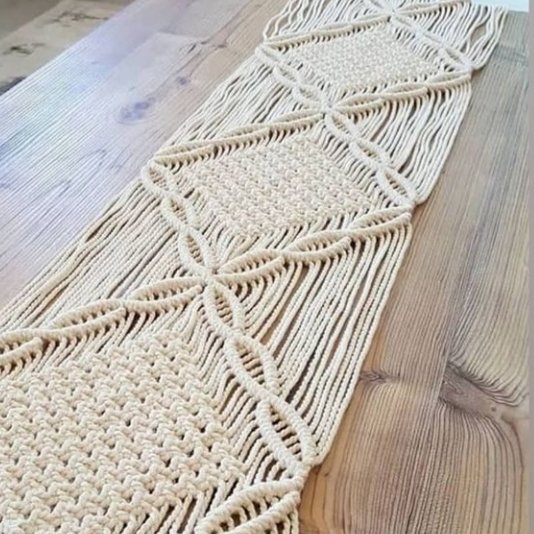 رانر و رومیزی،رنگ شیری ،شیک و در ابعاد دلخواه ،برای رومیز ی ،