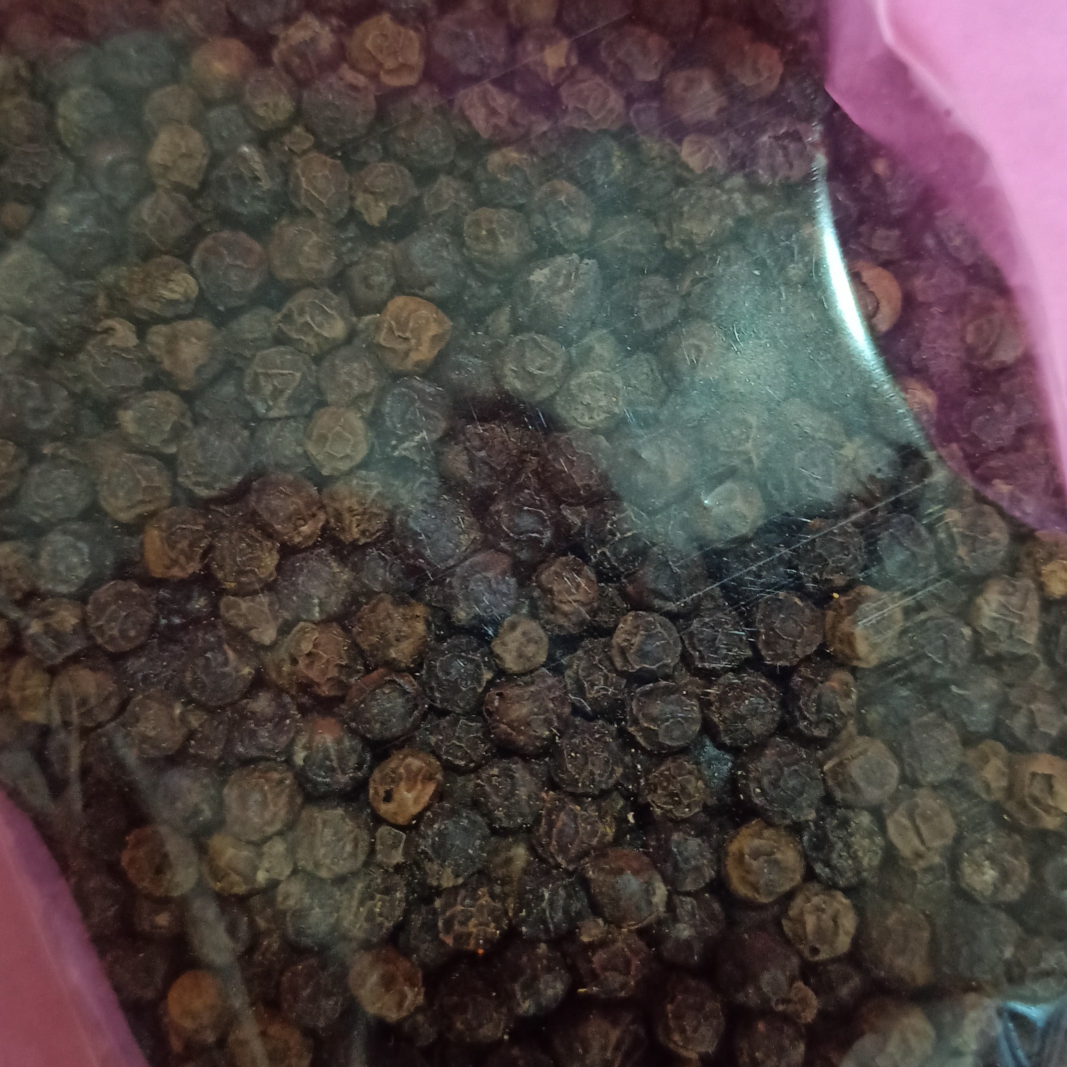 فلفل سیاه درشت