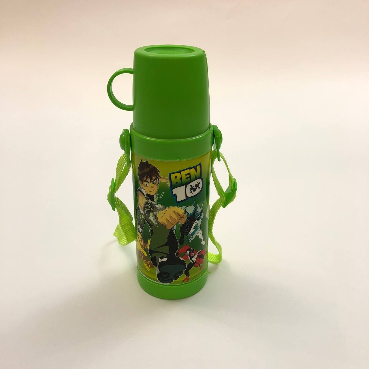 قمقمه لیوان دار بچگانه طرح پسرانه بنتن سبز ضد چکه و پلاستیکی محکم