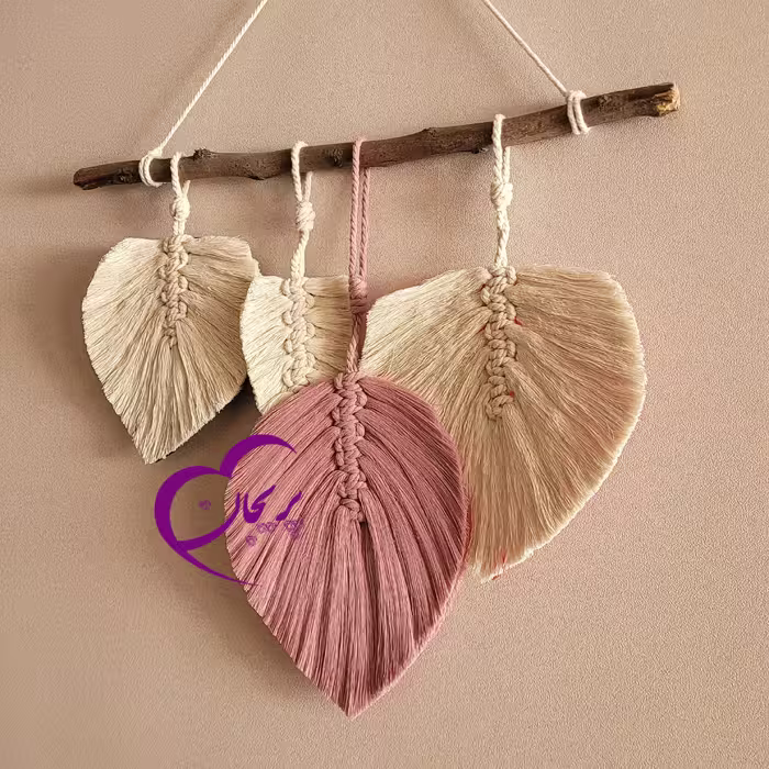 آویز دیوارکوب برگ مکرومه بافی مدل 4پر دستساز (پس کرایه)