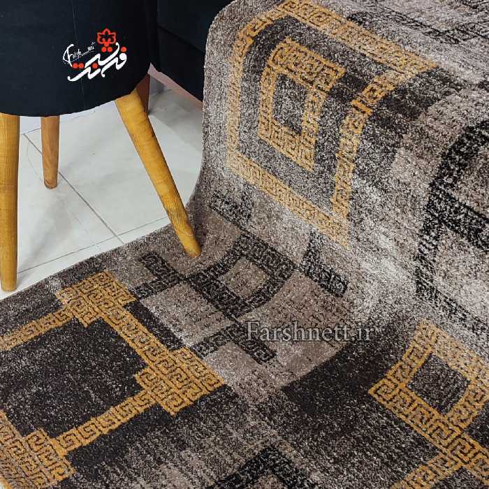 فرش ماشینی ساوین طرح 4120 شکلاتی سایز 1 در 1.5 (موجودی بگیرید)