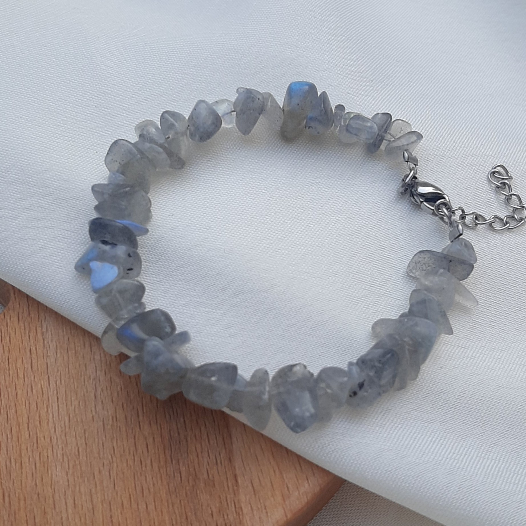 دستبند لابرادوریت شکسته 