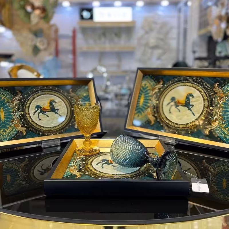 سینی پذیرایی و دکوراتیو مدل هرمس و هزینه ارسال پس کرایه است 