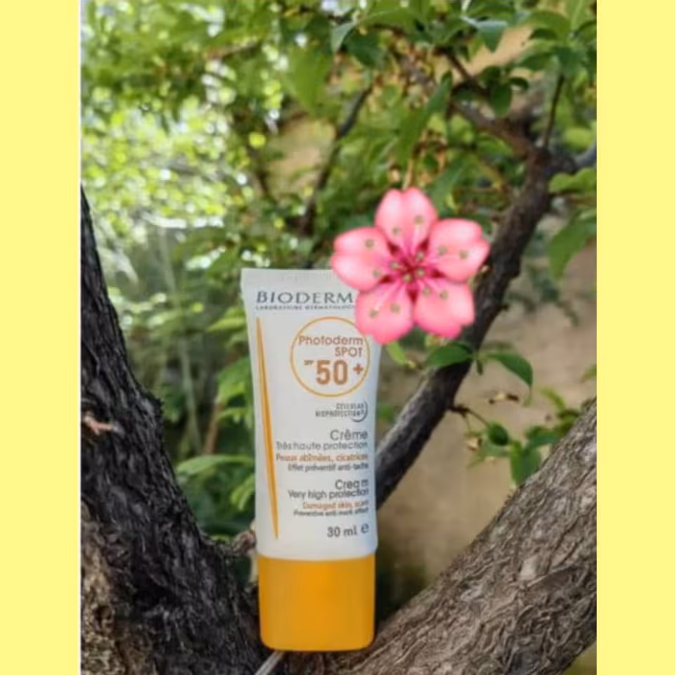 کرم ضدآفتاب بیودرمااسپات spf50بیرنگ اصل فرانسه