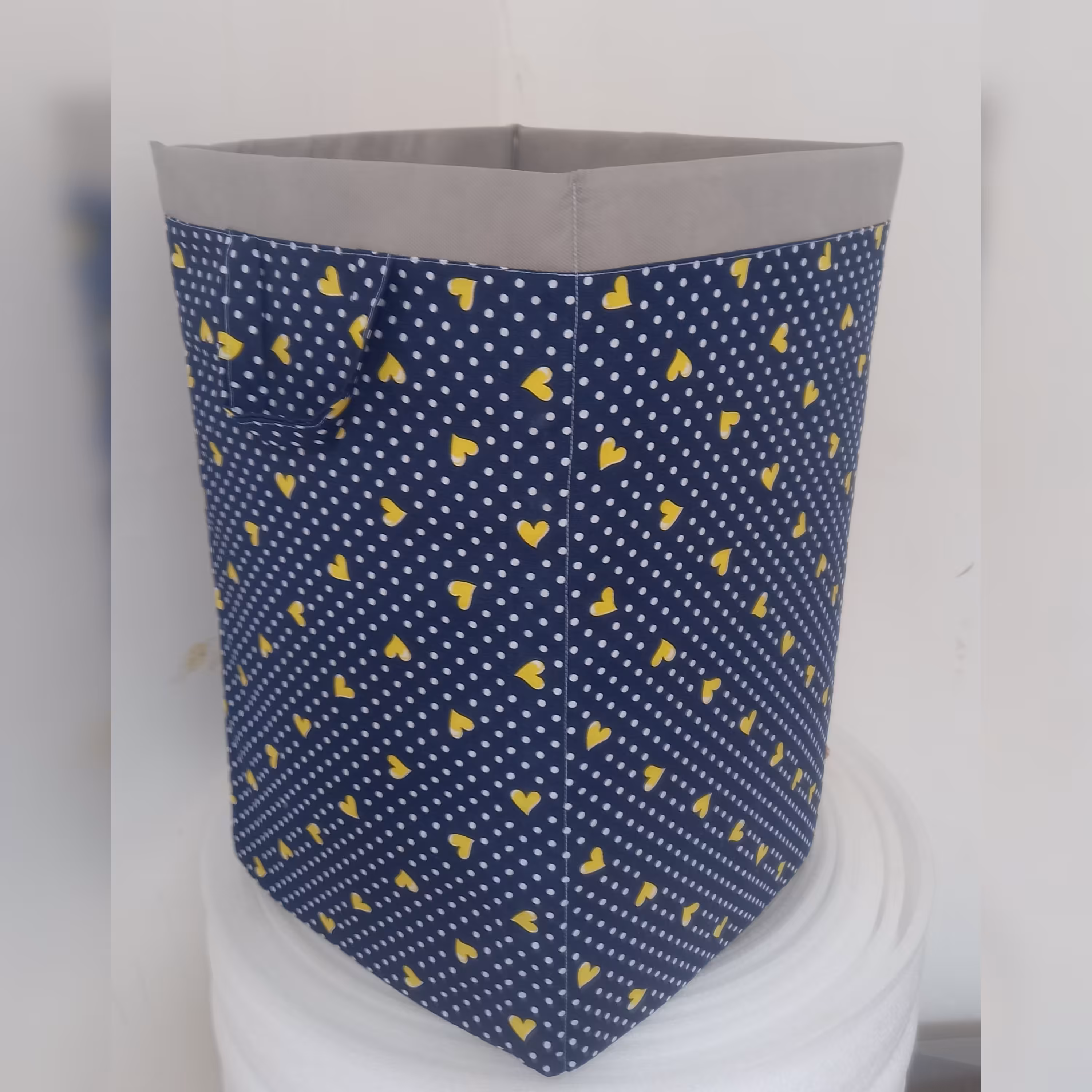 باکس مربع  لباس  اتاق کودک 