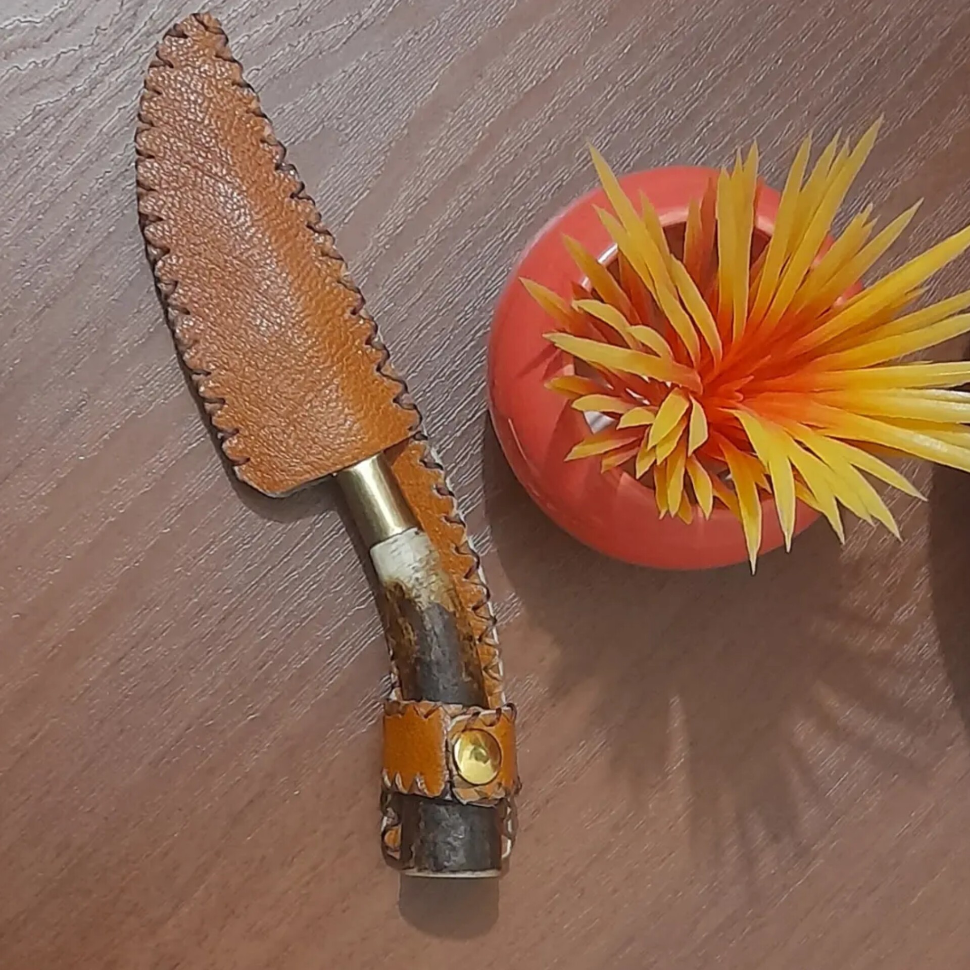 غلاف کارد چرم طبیعی گاوی رنگ عسلی 15سانتی