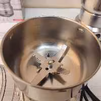 آسیاب برقی 8تیغه مارک پاناسونیک 350 وات  کاسه استیل ضد زنگ JAPAN تیغه فلزی برای آسیاب قهوه و برنج 