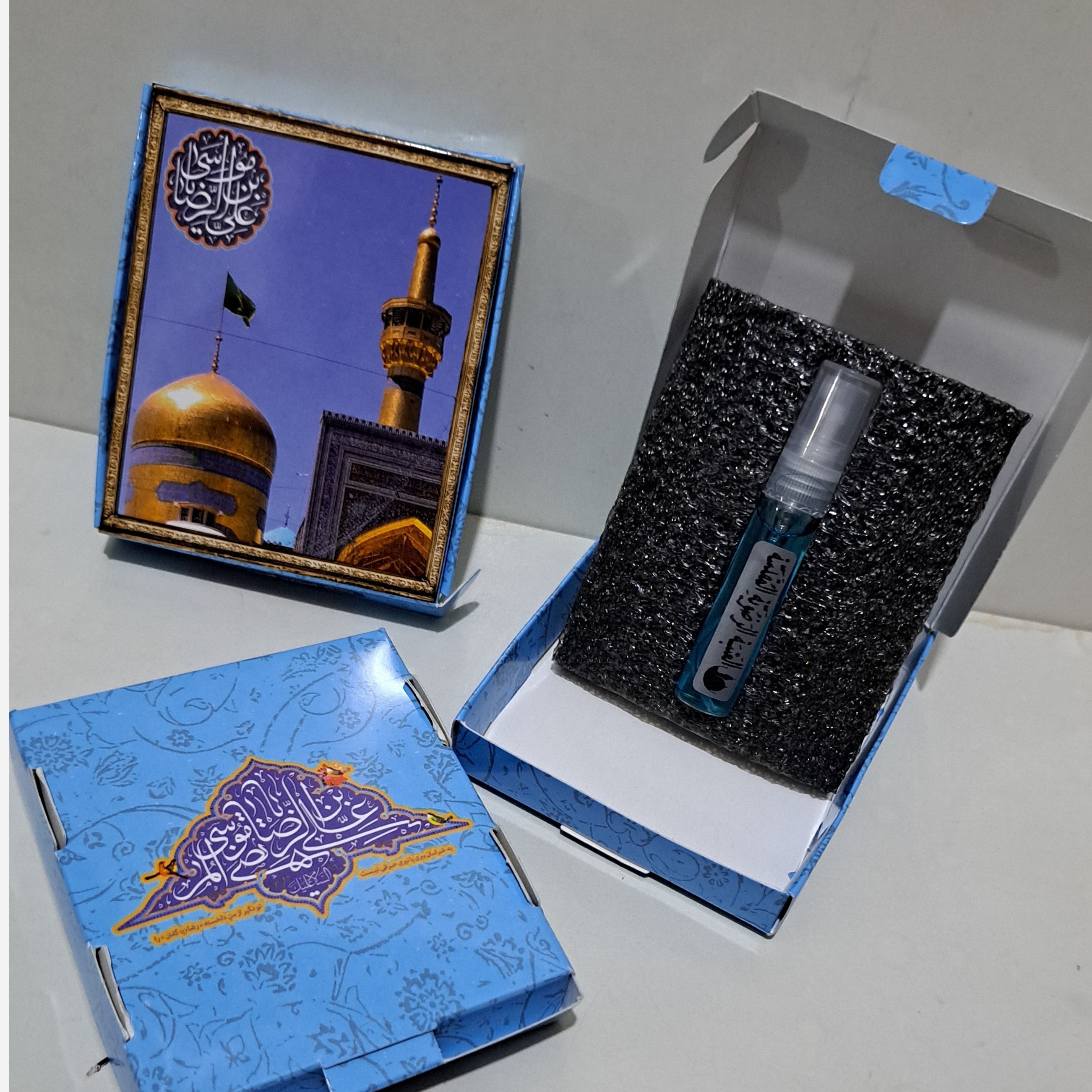 عطر مخصوص حرم امام رضا علیه السلام رایحه ای دلنشین از حرم امام رئوف علیه السلام هدیه معنوی روز پدر مادر معلم 