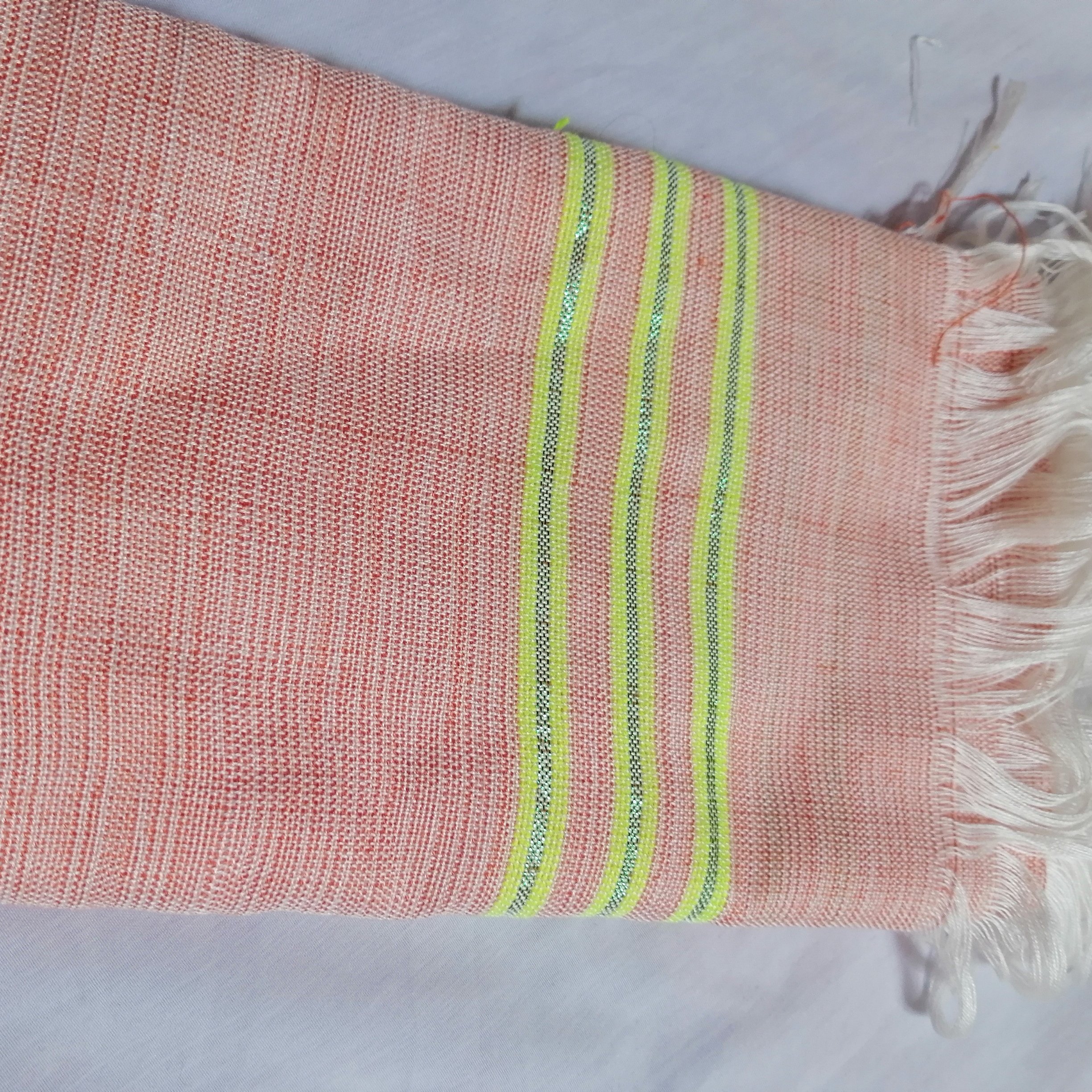 حوله دست و صورت رنگی 