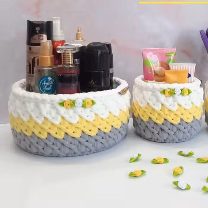 روزمادر و هدیه و جا شکلاتی و  تریکو