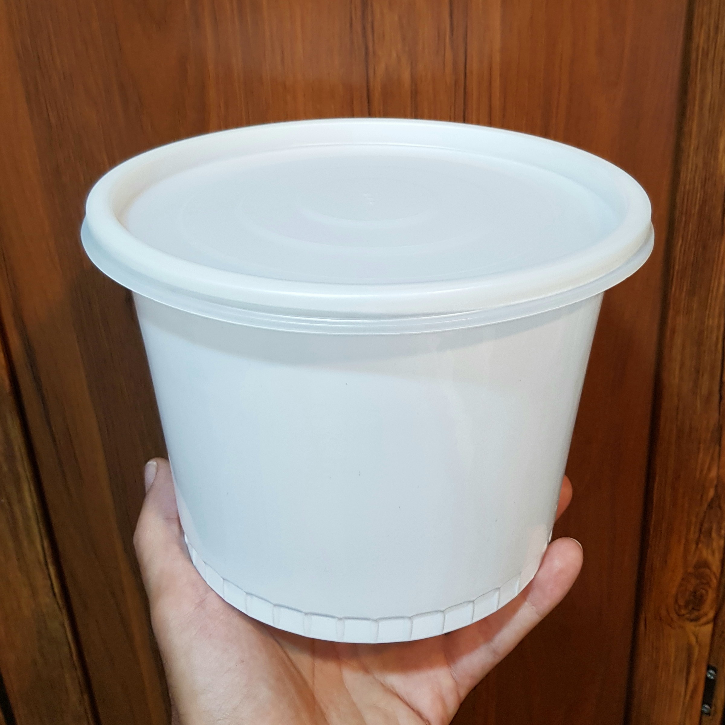 ظرف آش یکبارمصرف احدی 2700 گرمی با درب، ظرف یکبار مصرف(آش ، ماست) 2700 گرمی با درب
