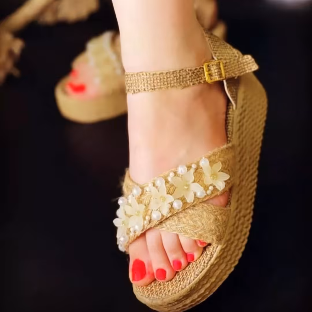 کفش صندل لژدار تابستانه شکوفه 