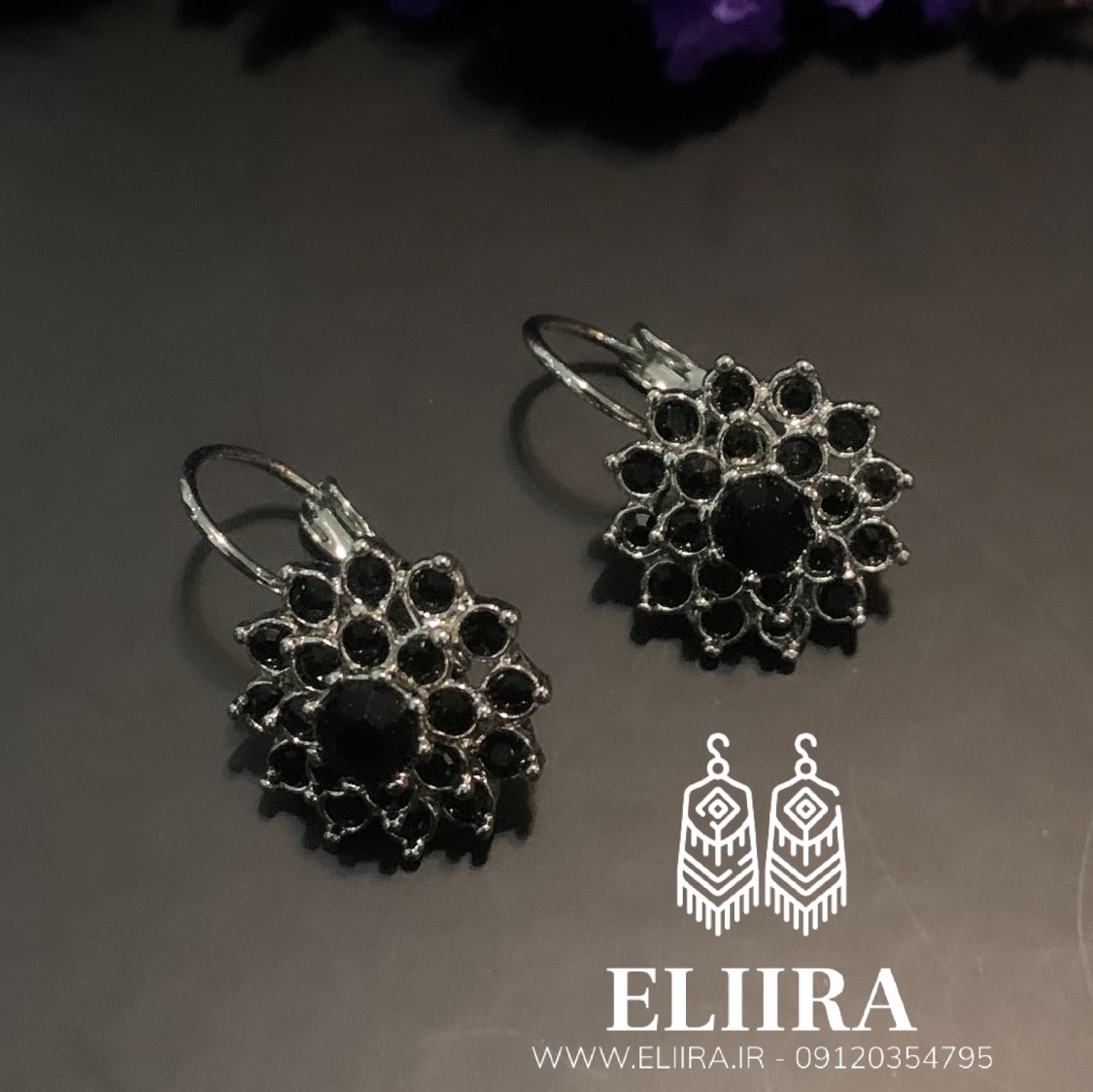 گوشواره گل مشکی