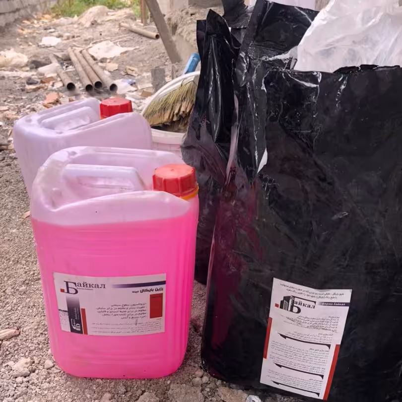 عایق رطوبتی، دو جزیی، بر پایه مواد معدنی، 30 کیلویی، سفید رنگ، بایکال، ارسال با باربری و پسکرایه