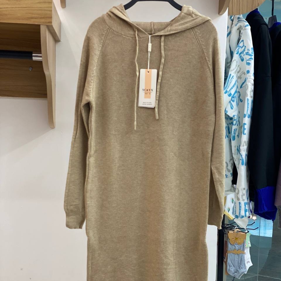 بافت بلند، گرم بالا، وارداتی ،تک رنگ کرم،کلاهدار