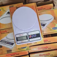 ترازو آشپزخانه اصلی چین برند سومیت  با باطری،  دیجیتال 10 کیلویی  sf 400 دقت 1 گرم 