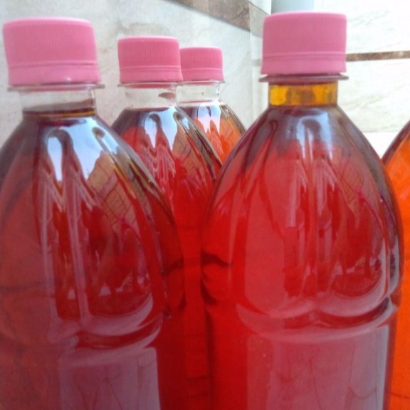 شهد زعفران طبیعی خالص خوش مزه به هیچ عنوان از رنگ استفاده نشده تضمین