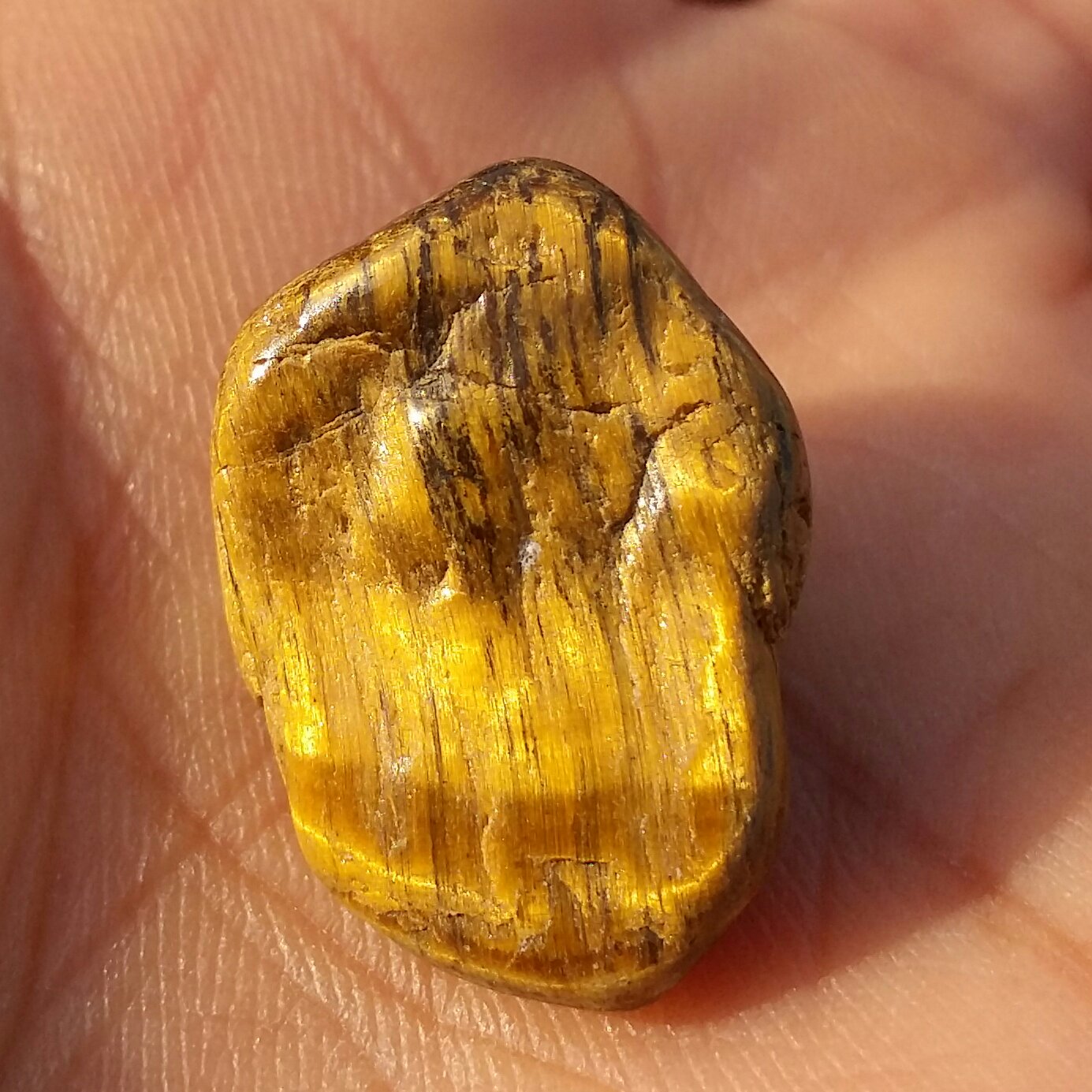 سنگ راف حبه تمام پولیش شده چشم ببر پاکستان 100 در 100 طبیعی شااهکار خلقت
تصویر از چند طرف نمونه
کد 8230