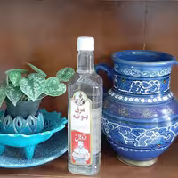 عرق پونه ممتاز کاشان اردهال حسینی
