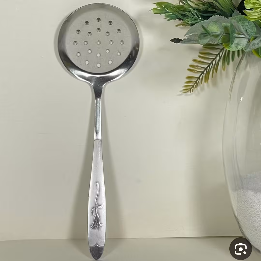 کفگیر کوچک  طرح گل میخک 