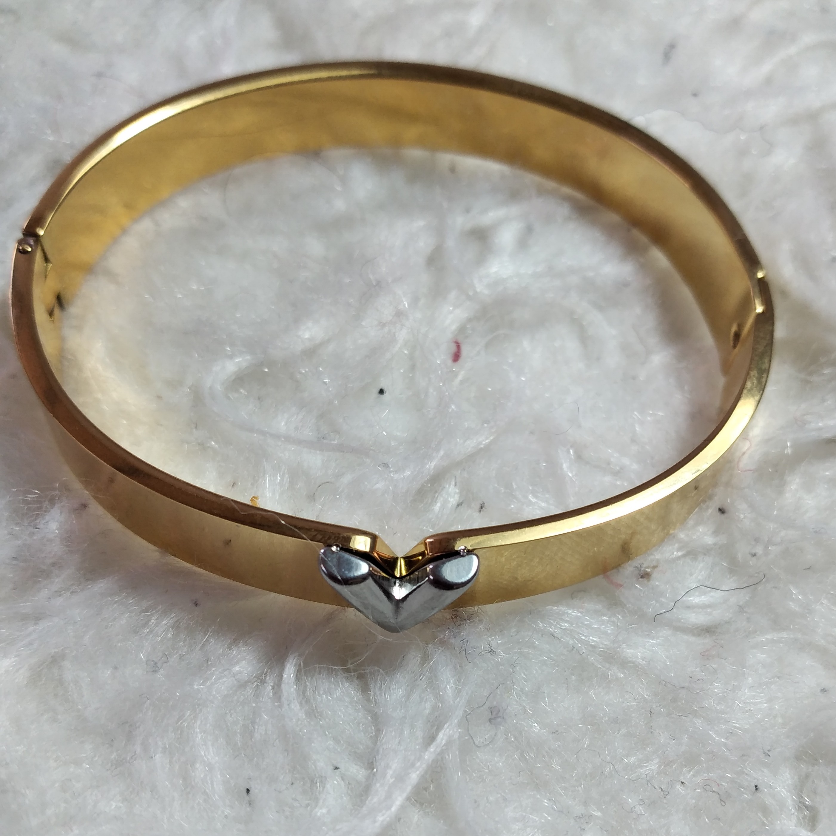 دستبند اکسسوری بدلیجات