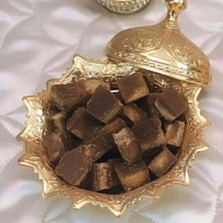 قند قهوه ای با طعم گل محمدی - 200 گرمی