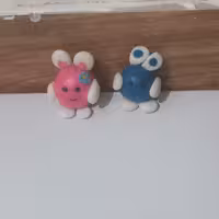 جاسویچی طرح خرگوش دختر و پسر.   