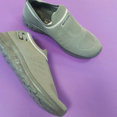 کفش راحتی اسکیچرز