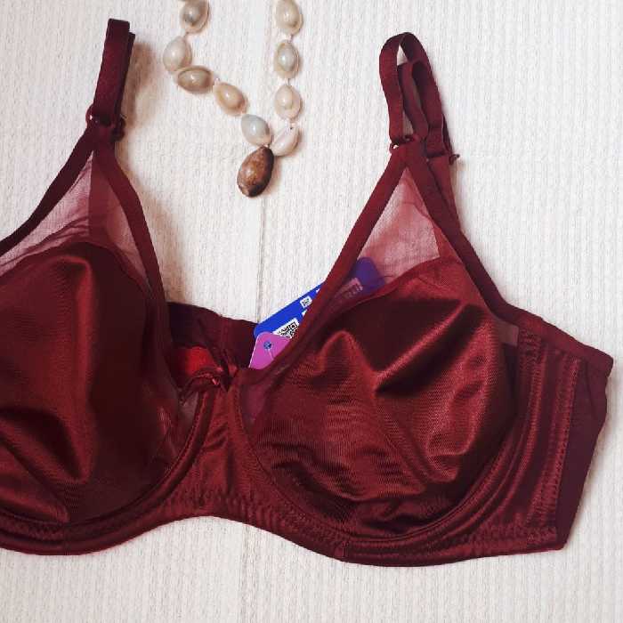 سوتین تک پرلون سایز 90 رنگ  زرشکی کار بسیار خوش تن و پرفروش
